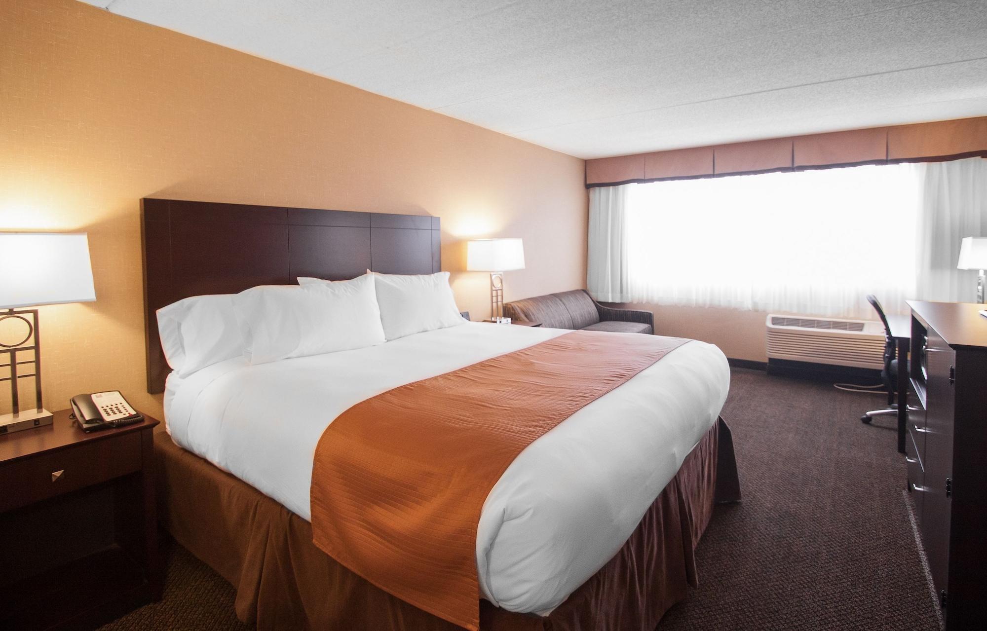 Comfort Inn & Suites Wadsworth Exterior foto