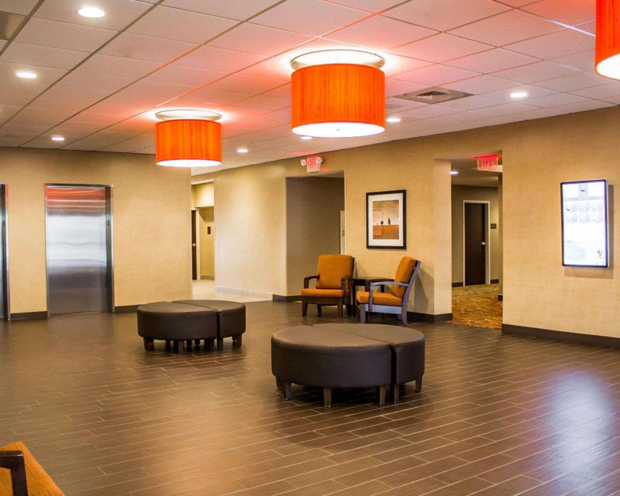 Comfort Inn & Suites Wadsworth Exterior foto